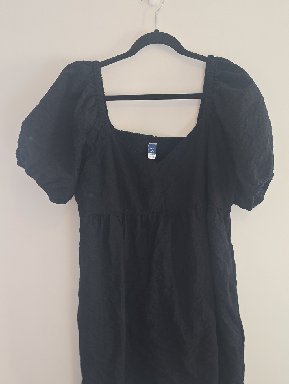 Old Navy Black Puff-Sleeve Square-Neck Black Dress